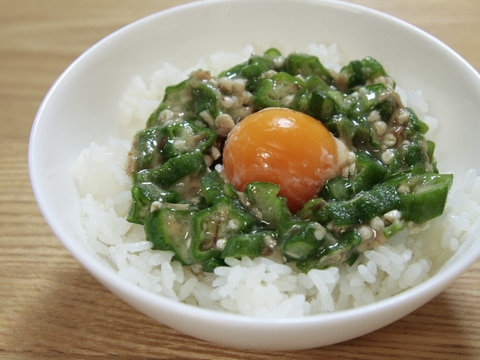 暑い日に！オクラでねばねば　サッパリ巣ごもり丼